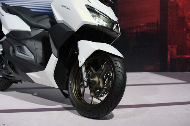 Hình ảnh thực tế của Honda Vario 2022 vừa ra mắt: Tạo áp lực với Yamaha NVX, nhiều cải tiến, sớm có mặt tại Việt Nam - Hình 11.