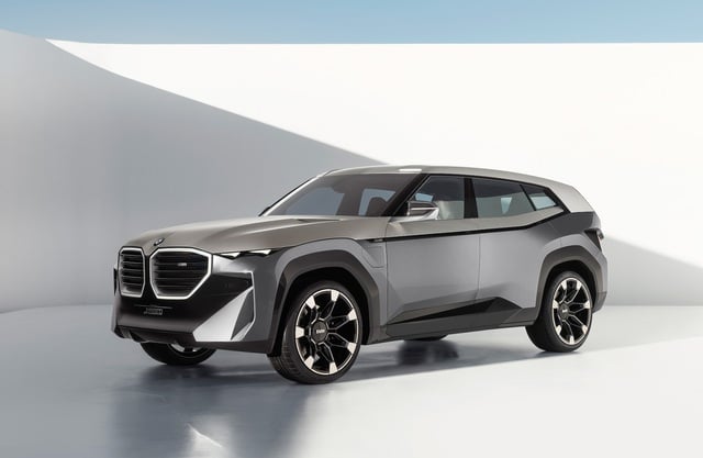 Giám đốc BMW tiết lộ về thiết kế độc đáo của BMW XM - Siêu SUV thách thức Lamborghini Urus - Ảnh 1.