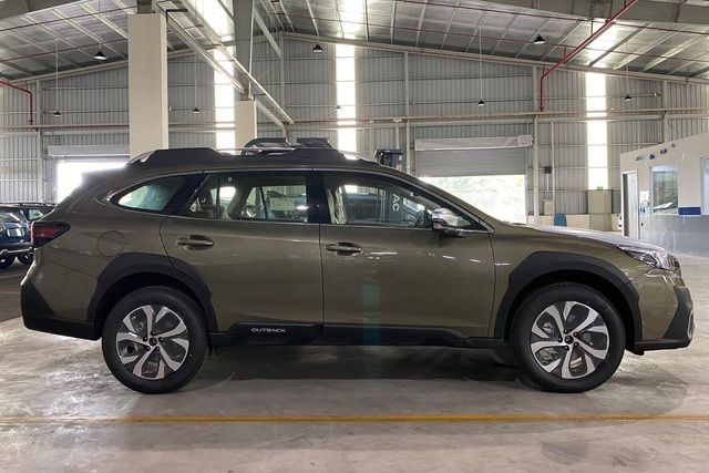 Subaru Outback 2021 công bố giá 1,969 tỷ đồng tại Việt Nam: Nhiều cải tiến bên trong, đắt ngang với Ford Explorer - Hình 2.