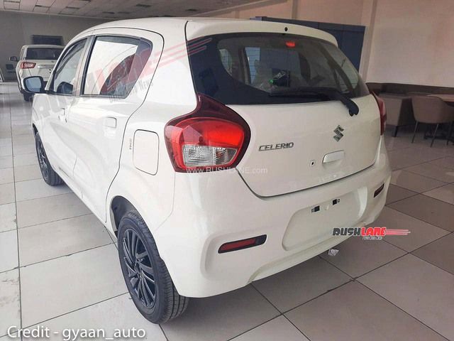 Hình ảnh mẫu Suzuki Celerio mới tại đại lý trước ngày ra mắt - Ảnh 4