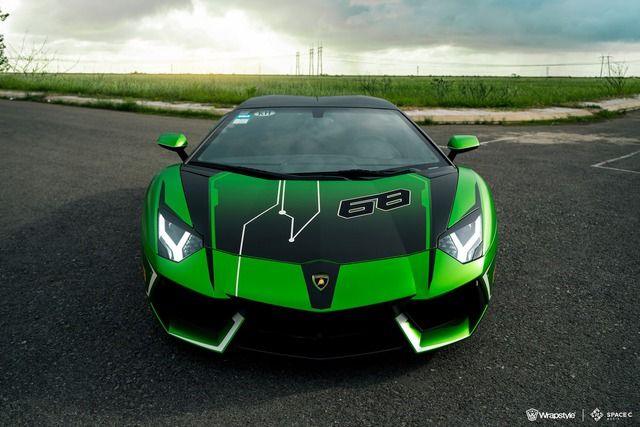 Lamborghini Aventador mui trần hiếm gặp tại Việt Nam đã được thay đổi hoàn toàn theo phong cách của các siêu xe đua hàng triệu đô, thậm chí còn lắp thêm nhiều phụ kiện carbon đắt tiền bị tháo ra gây tiếc nuối - Ảnh 3.