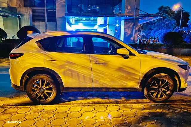 Sau khi đi được 53.000 km, người dùng đánh giá Mazda CX-5, ban đầu cảm thấy hài lòng nhưng sau thời gian dài, họ thấy có một số điểm chưa ổn và đang tính chuyển sang Hyundai Santa Fe.