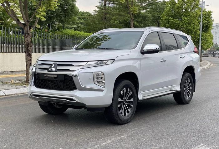 Mitsubishi Pajero Sport 2023 áp dụng ngôn ngữ thiết kế Dynamic Shield