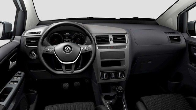 Volkswagen gặp chỉ trích vì bán các mẫu xe với trang bị, tính năng giống như cách đây 30 năm - Ảnh 2.