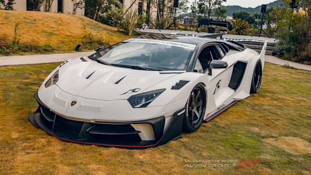 Lamborghini Aventador Liberty Walk - Siêu xe đắt nhất thế giới: Gói độ đỉnh cao thể hiện phong cách đẳng cấp của những ông trùm - Ảnh 1.