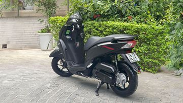 Thân xe Yamaha FreeGo 2024 được thiết kế sắc nét và gọn nhẹ.