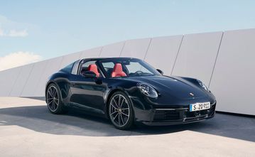 Porsche 911 Targa 2024 trang bị kẹp phanh 04 piston, đĩa phanh có đường kính 330 mm cho cả 04 bánh