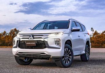 Mitsubishi Pajero Sport 2024 đã chuyển sang sử dụng ngôn ngữ thiết kế Dynamic Shield thế hệ mới