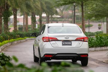 Phần đuôi xe của TOYOTA VIOS 2024 gần như không có sự thay đổi đáng kể so với thế hệ trước.