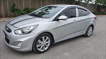 Hyundai Accent thế hệ thứ 4 ra mắt vào năm 2011