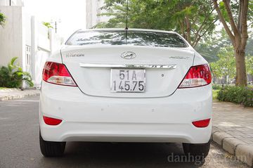 Phần đuôi của Hyundai Accent thế hệ thứ 4