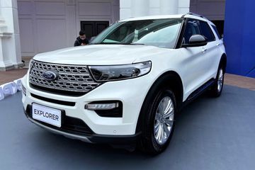 Về thiết kế, Ford Explorer 2022 vẫn giữ nguyên phong cách mạnh mẽ và vững chãi của mình