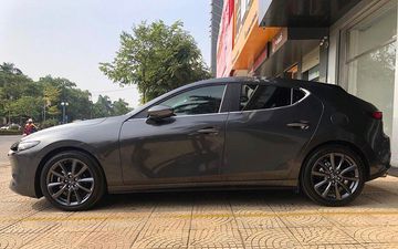 Mazda 3 Sport 2024 mang đậm phong cách thể thao trong thế hệ mới