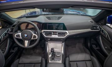 Hệ thống tiện ích - giải trí của BMW 430i 2024 mang lại cho khách hàng sự thư giãn và trải nghiệm tối đa