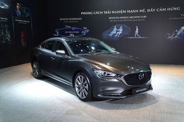 Mặc dù có nhiều ưu điểm nổi bật, không gian bên trong của Mazda 6 2024 vẫn chưa nhận được đánh giá cao