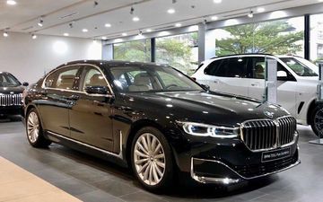 BMW 730Li Pure Excellence 2024 mang đến thiết kế ngoại thất hiện đại và độc đáo