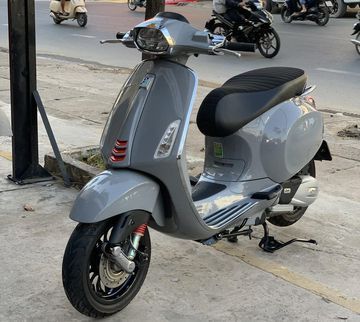 Tổng quan về Vespa Sprint 2023