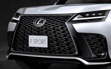 Thiết kế lưới tản nhiệt màu đen dạng con suốt cỡ lớn của Lexus LX600 F Sport 2024