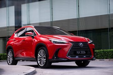 Lexus NX350h 2024 vừa ra mắt tại Việt Nam.