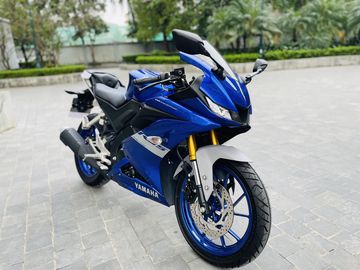 Yamaha YZF R15 2023 lấy cảm hứng từ hai mẫu xe “đàn anh” nổi tiếng là YZF-R6 và YZF-R1