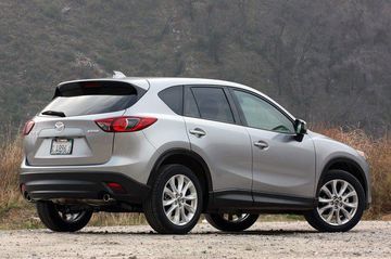 Mazda CX-5 thế hệ đầu tiên vinh dự giành giải Chiếc xe của năm 2012 tại Nhật Bản