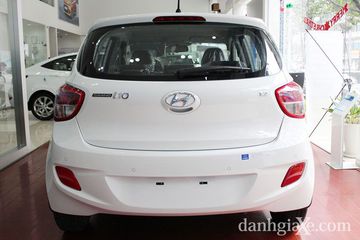 Hyundai Grand i10 2014 Nhìn Từ Phía Sau