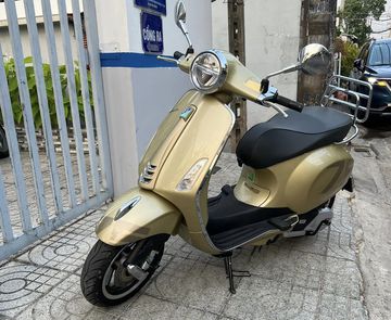 Vespa Primavera 2023 là dòng xe tay ga cao cấp có thiết kế cao ráo, khung xe mới với các tính năng tiên tiến