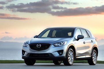 Phiên bản Mazda CX-5 2016 đã được cải tiến về mặt ngoại thất