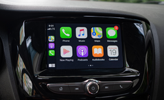Màn hình VinFast Fadil 2021 hỗ trợ Apple CarPlay