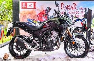 Honda CB500X 2023 đã dần thu hút sự quan tâm của người tiêu dùng với thiết kế mạnh mẽ, động cơ mạnh mẽ và gam màu mới hấp dẫn hơn.