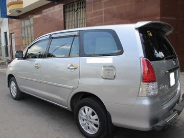 Các đường gân dập nổi trên thân xe tạo nên điểm nhấn độc đáo