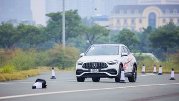 Mercedes-AMG GLA 45 S 4MATIC+ có khả năng tăng tốc từ 0-100 km/h trong 4,3 giây