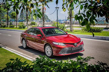 Camry 2019 được đánh giá là một sự thay đổi hoàn toàn so với các thế hệ trước đó