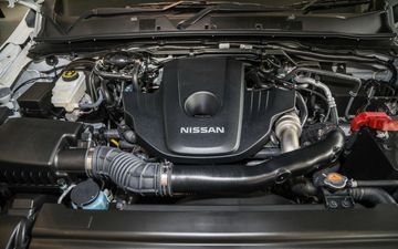 Các phiên bản của Nissan Navara 2023 được trang bị động cơ diesel 2.5L tăng áp.