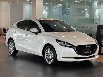 Mazda 2 2023 vẫn giữ nguyên ngôn ngữ thiết kế KODO từ Nhật Bản, mang lại phong cách thời trang và trẻ trung.