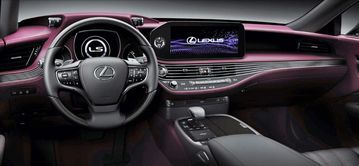 Lexus vẫn giữ nguyên màu sắc truyền thống của người Nhật trong cách bố trí các chi tiết, dễ sử dụng nhưng vẫn toát lên vẻ sang trọng và chất lượng cao.