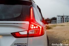 Cụm đèn hậu LED hình chữ L độc đáo của Suzuki Ertiga 2023