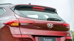 Phong cách bo tròn ở phần đuôi xe của Hyundai Tucson 1.6T-GDi