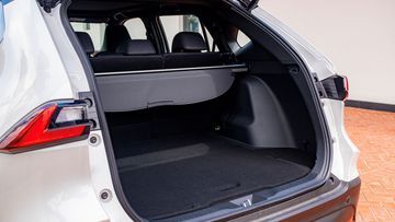 Khoang hành lý của Toyota Yaris Cross 2024 với dung tích 471 lít khá rộng rãi phục vụ mọi nhu cầu