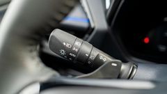Bộ điều khiển đèn tự động trên Toyota Yaris Cross 2024