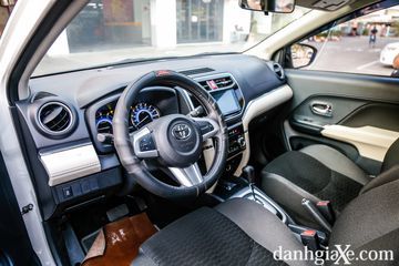 Một điều đáng tiếc trên Toyota Rush 2021 là vẫn chưa có điều khiển hành trình cruise control