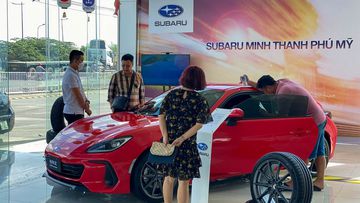 Dành cho bạn khám phá và trải nghiệm tại showroom rộng lớn