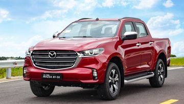 Phiên bản bán tải Mazda BT-50 2022 mang phong cách thanh lịch, tinh tế.