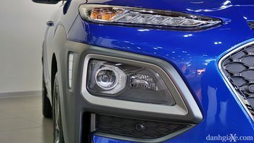 Đèn pha của Hyundai Kona 2022 có công nghệ bi cầu projector