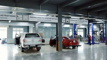 Trang thiết bị máy móc tiên tiến, hiện đại tại Mazda Long Biên phục vụ mọi yêu cầu của khách hàng