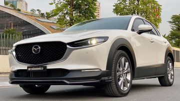 Mazda CX-30 2024 mang lại diện mạo tinh tế, hiện đại và sống động nhờ sự biến đổi không ngừng của ánh sáng khi xe chạy