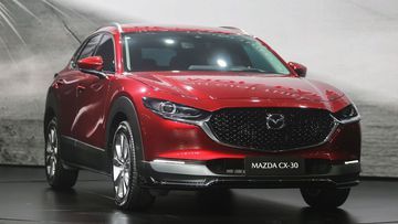 Mazda CX-30 thu hút với vẻ ngoài tinh tế, cuốn hút với lớp sơn bóng lẫy