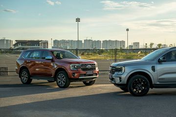 Ford Everest nằm trong phân khúc SUV 7 chỗ, cạnh tranh trực tiếp với Toyota Fortuner