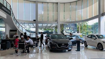 Chi tiết showroom trưng bày của Mazda Bình Tân