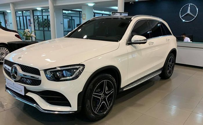 mercedes glc class.jpg